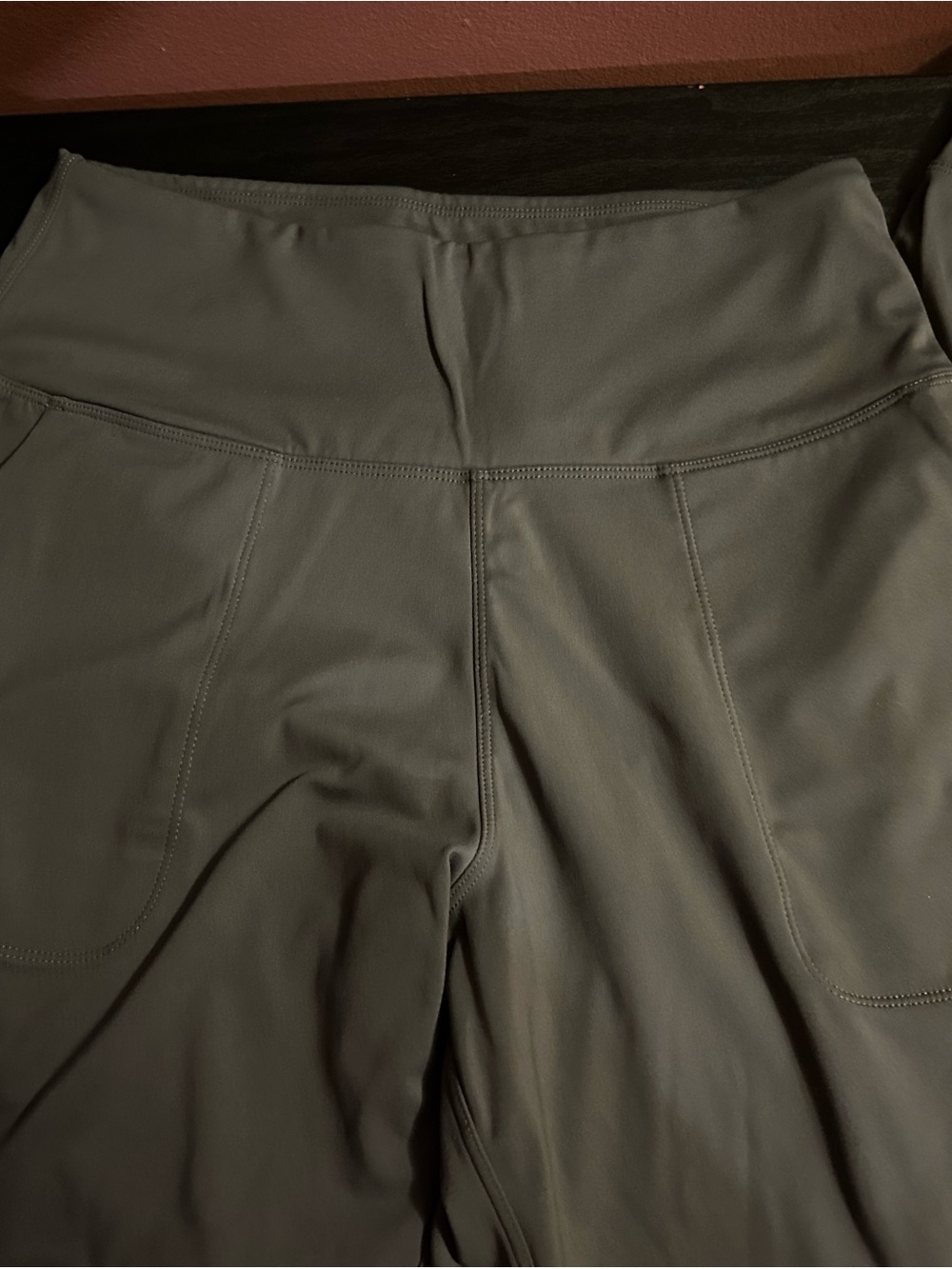 High-Rise Women's performance leggings Pants in Gray